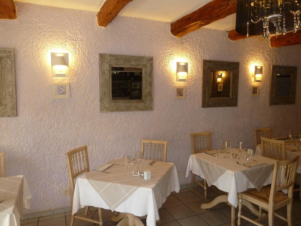 Hotel La Farigoule Sainte-Cécile-les-Vignes Exterior foto